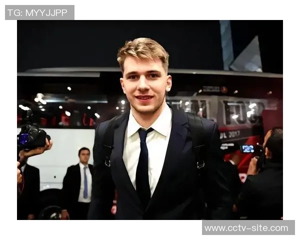 东契奇分享抖肩庆祝背后的心路历程与自发灵感