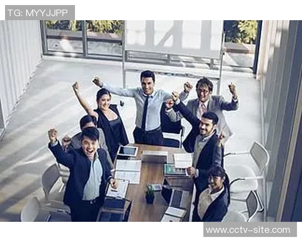 小曼奇尼喜获国家队首球强调团队胜利才是最重要的 小曼奇尼喜获国家队首球强调团队胜利才是最重要的