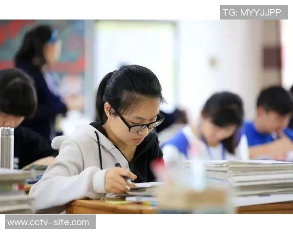 媒体人称赞杨瀚森聪明且心态积极期待他在时间与耐心中成长 媒体人称赞杨瀚森聪明且心态积极期待他在时间与耐心中成长